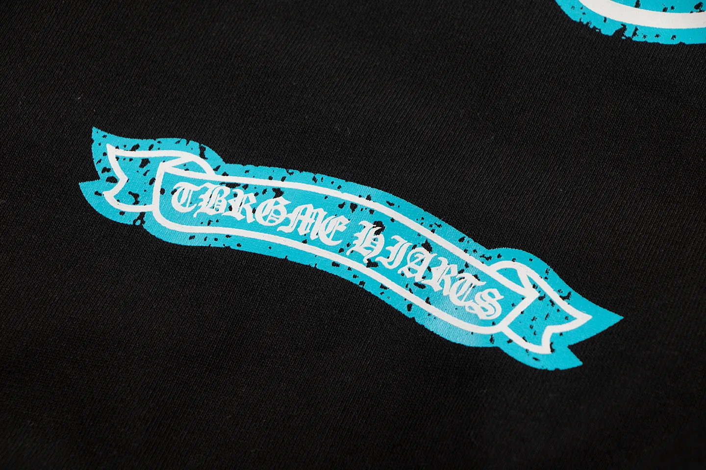 P270 Chrome Hearts Chrome Hearts Dopamine Color Horseshoe Steel Sweatshirt Size: S M L XL Color: Black, White